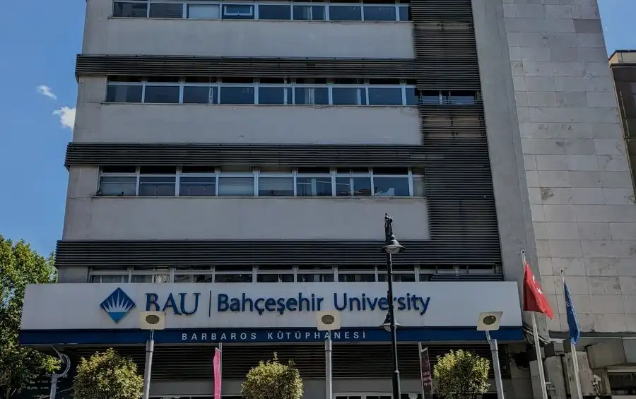 جامعة بهتشه شهير في إسطنبول وخيارات الدراسة في تركيا للمغاربة
